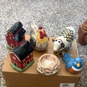 Colorful Ceramic Salt and Pepper Shakers (price for one set - 2 shakers)